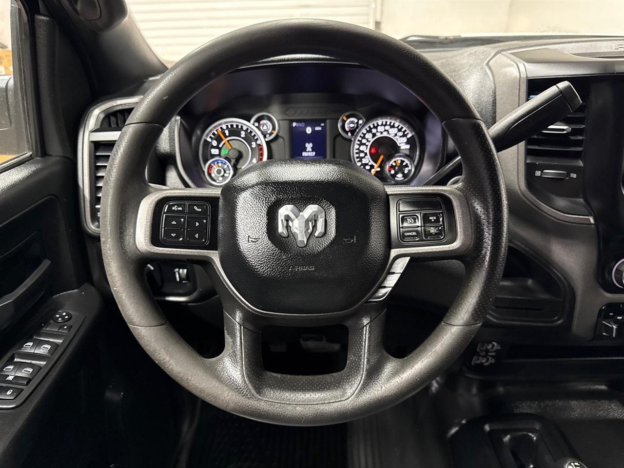 RAM 2500 Tradesman Crew Cab LWB 4WD 2022