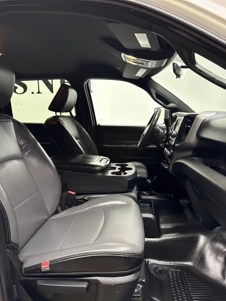 RAM 2500 Tradesman Crew Cab LWB 4WD 2022