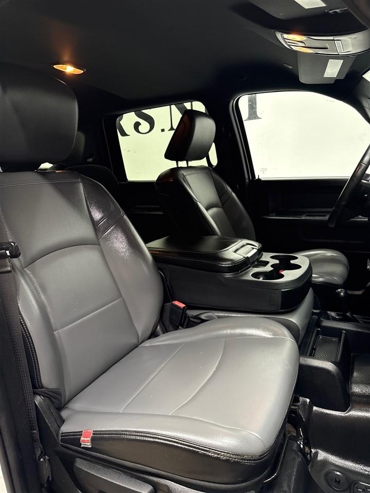 RAM 2500 Tradesman Crew Cab LWB 4WD 2022