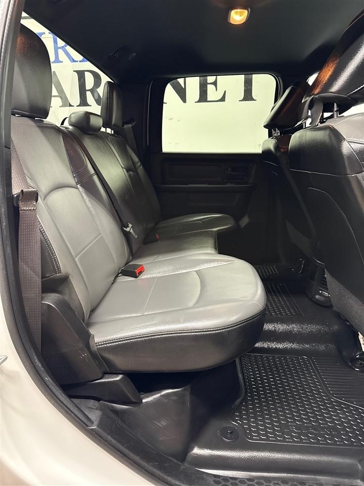 RAM 2500 Tradesman Crew Cab LWB 4WD 2022
