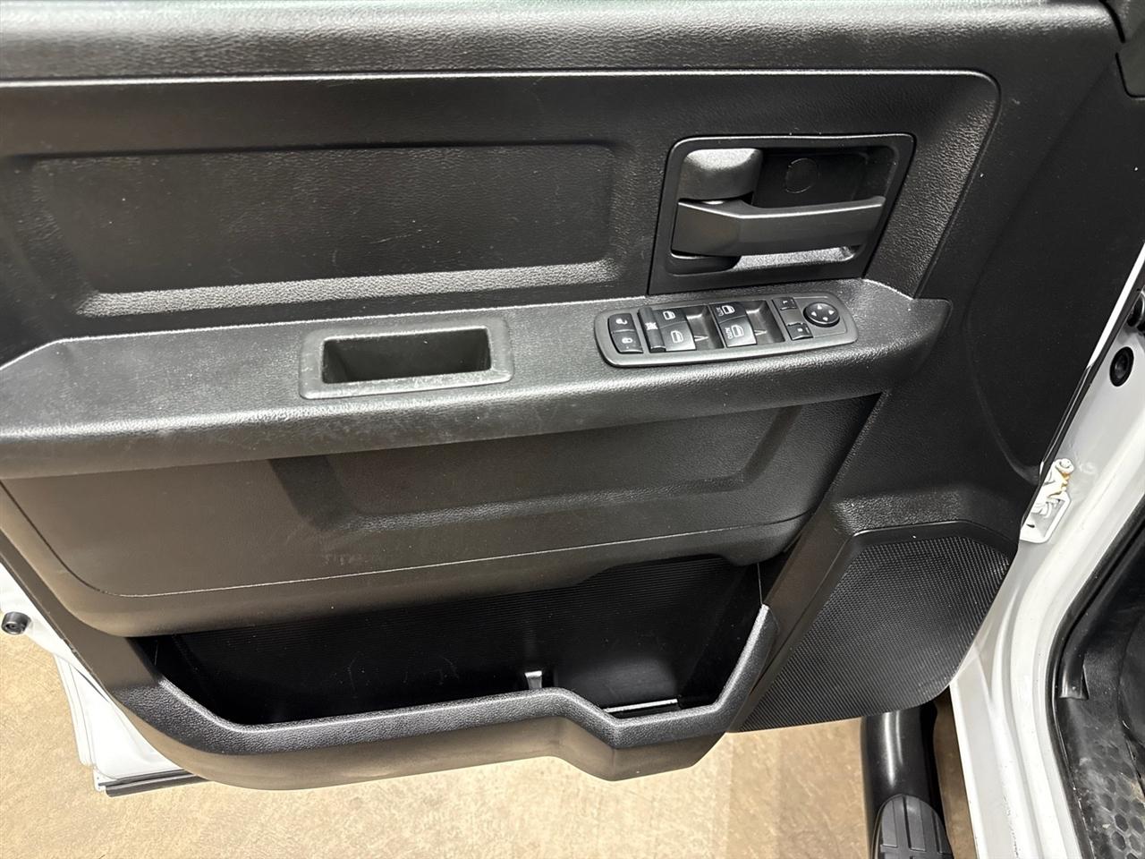 RAM 2500 Tradesman Crew Cab LWB 4WD 2022