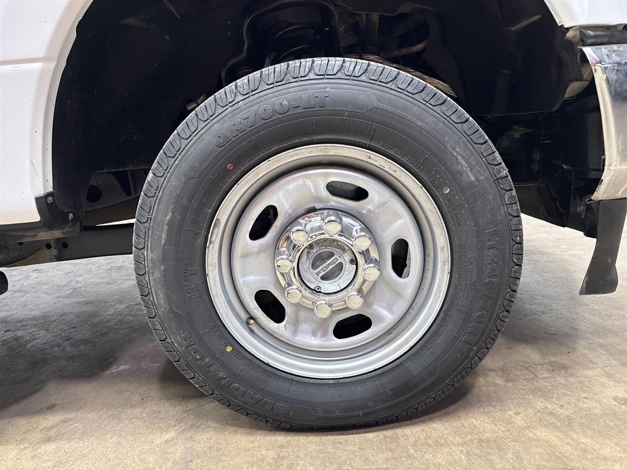 Ford F-250 SD XL Crew Cab Long Bed 4WD 2022