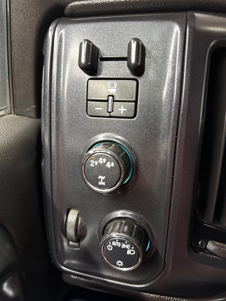 Chevrolet Silverado Medium Duty  2021