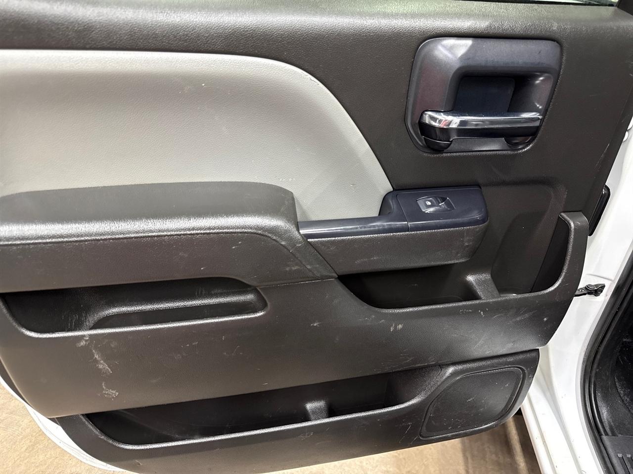 Chevrolet Silverado Medium Duty  2021