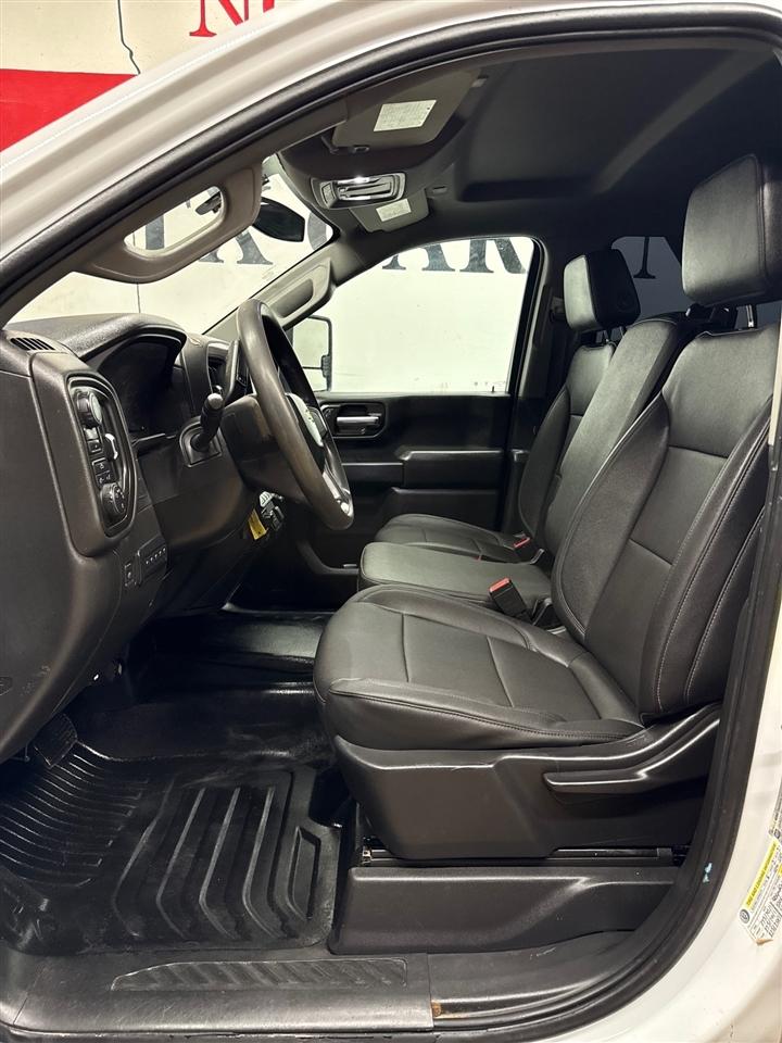 Chevrolet Silverado 3500HD Work Truck Crew Cab Long Box 4WD 2023