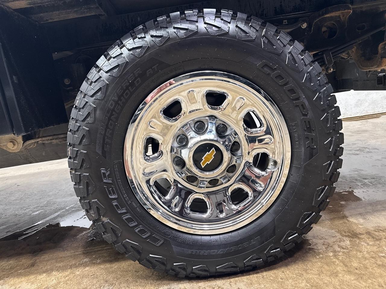 Chevrolet Silverado 3500HD Work Truck Crew Cab Long Box 4WD 2023