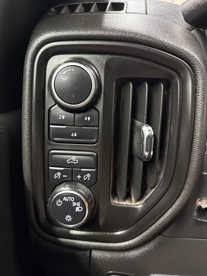 Chevrolet Silverado 3500HD Work Truck Crew Cab Long Box 4WD 2023