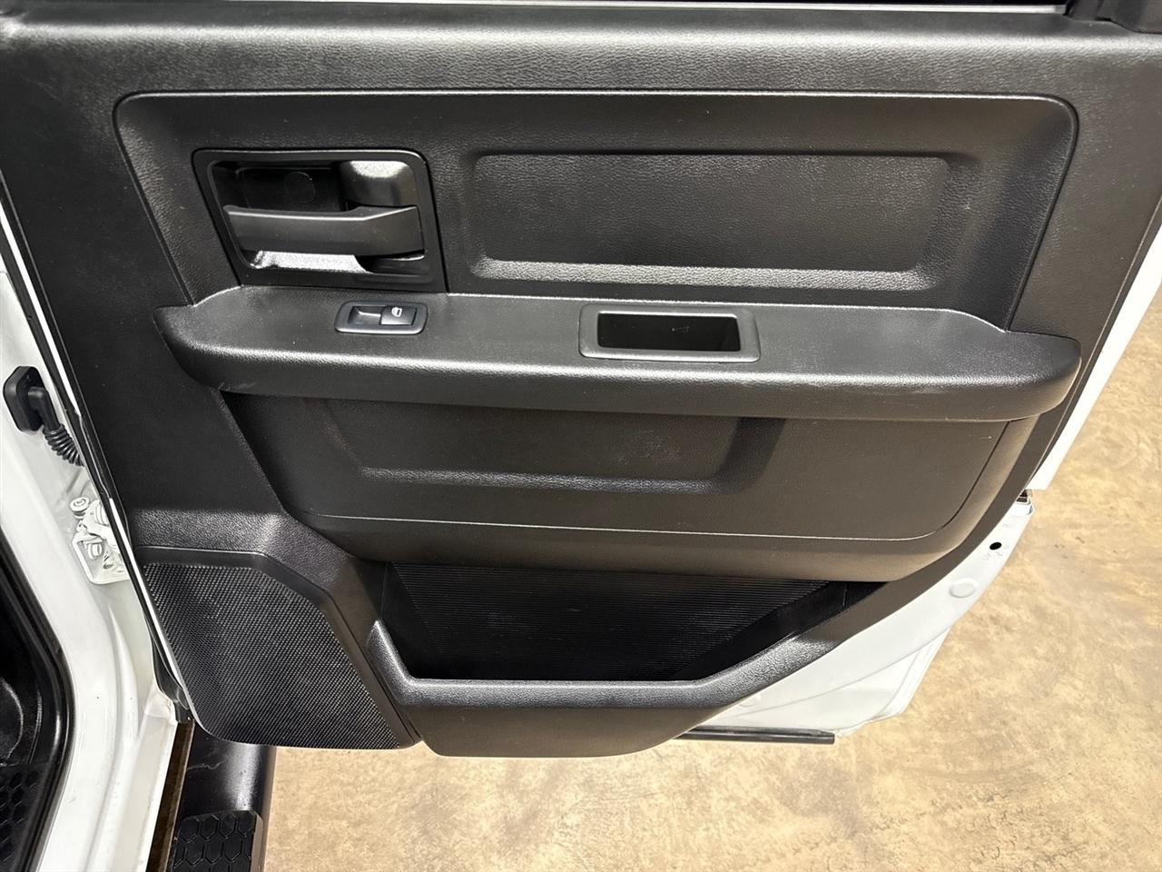 RAM 2500 Tradesman Crew Cab LWB 4WD 2024