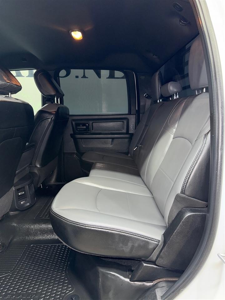 RAM 2500 Tradesman Crew Cab LWB 4WD 2024