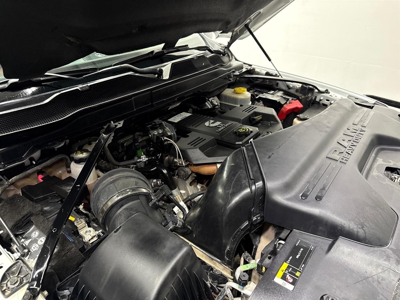 RAM 2500 Tradesman Crew Cab LWB 4WD 2024