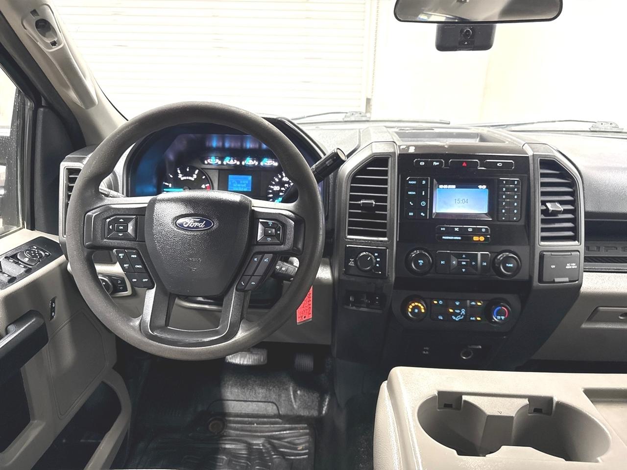 Ford F-350 SD King Ranch Crew Cab Long Bed 4WD 2022