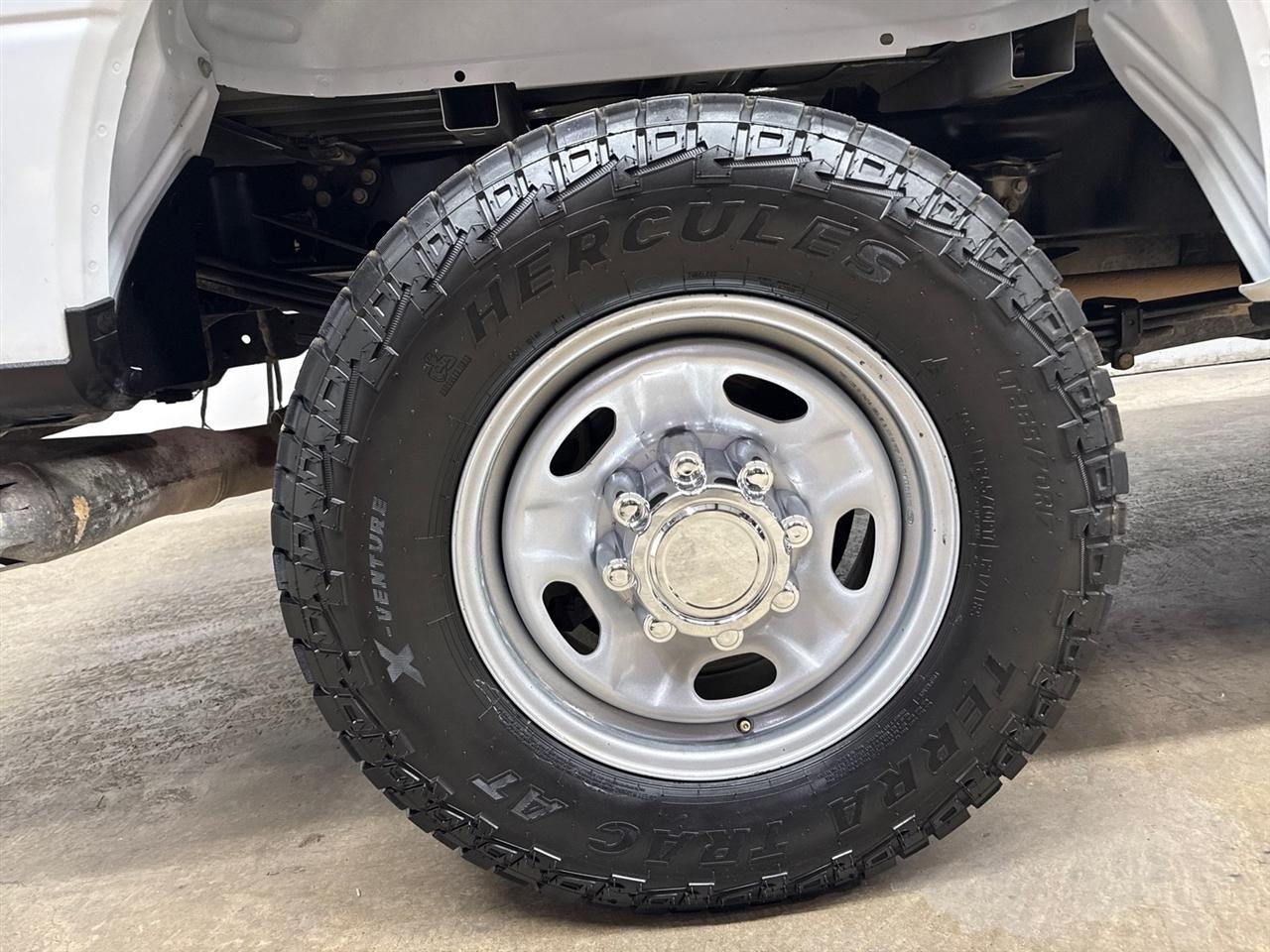 Ford F-350 SD King Ranch Crew Cab Long Bed 4WD 2022