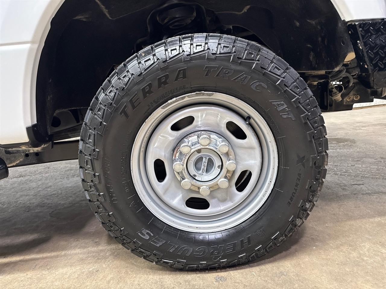 Ford F-350 SD King Ranch Crew Cab Long Bed 4WD 2022