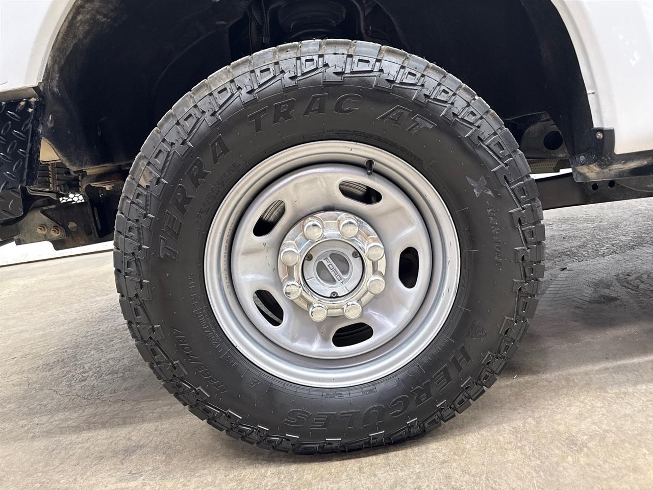 Ford F-350 SD King Ranch Crew Cab Long Bed 4WD 2022