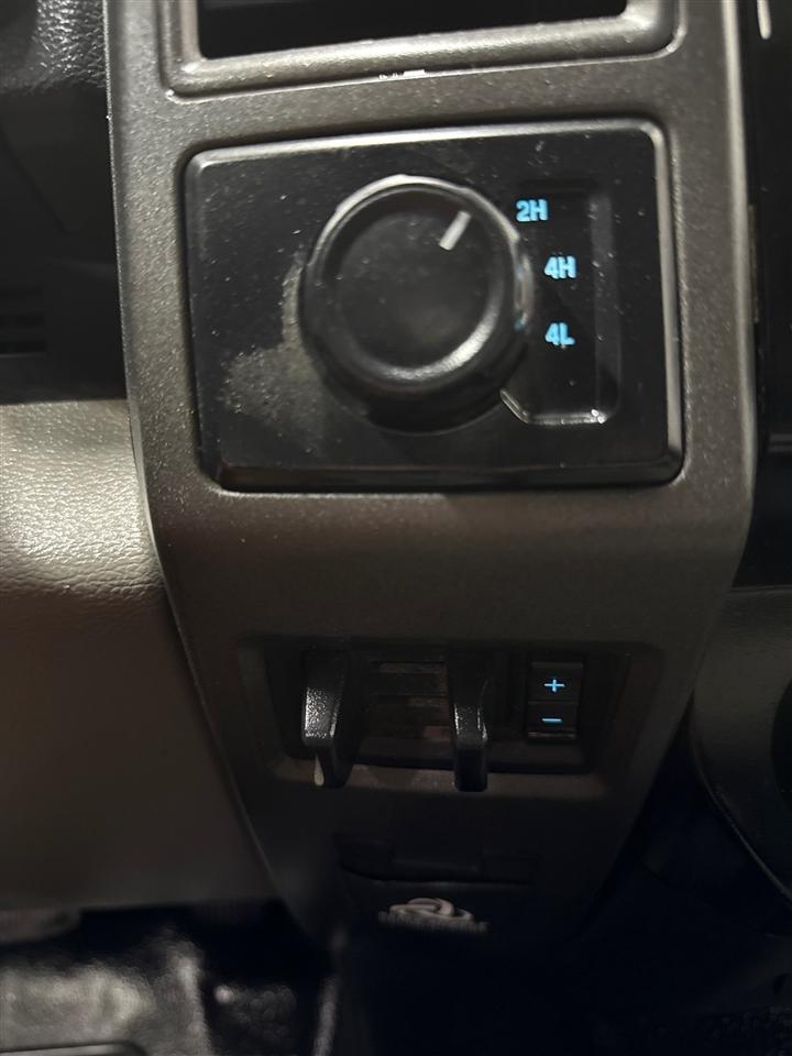 Ford F-250 SD XL Crew Cab 4WD 2022