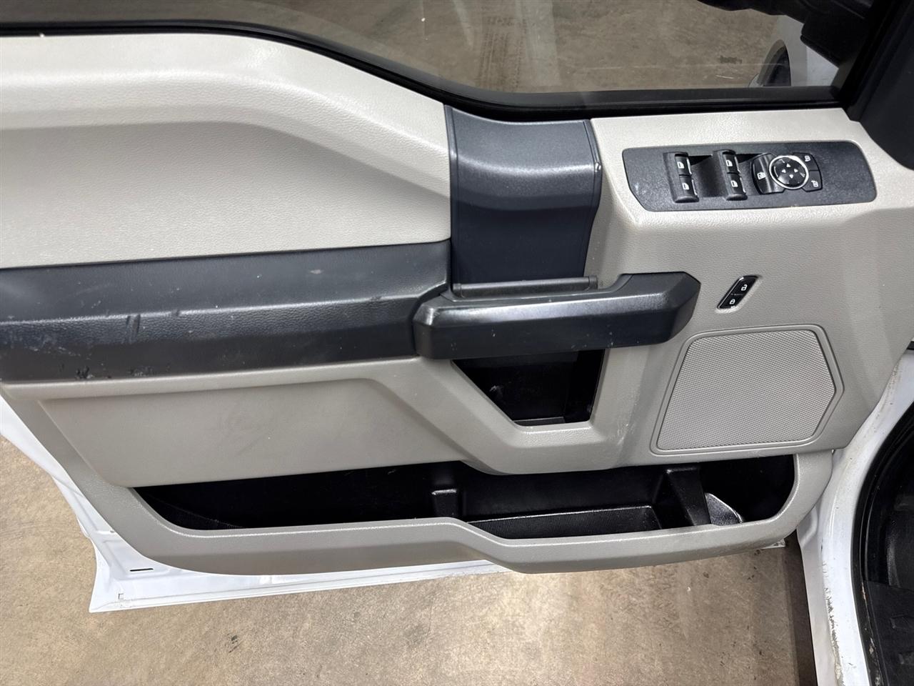 Ford F-250 SD XL Crew Cab 4WD 2022