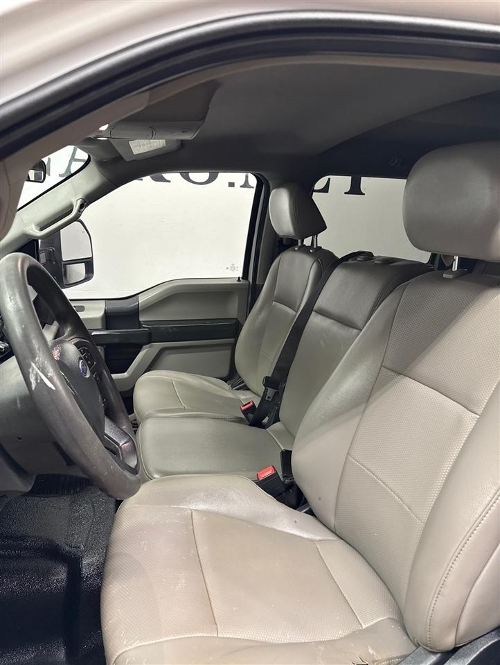 Ford F-250 SD XL Crew Cab 4WD 2022