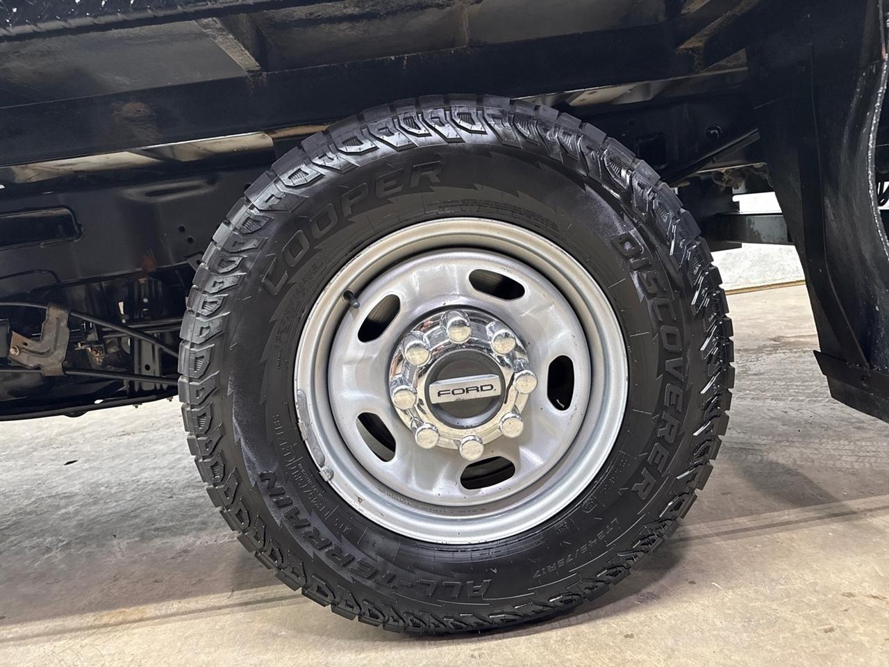 Ford F-250 SD XL Crew Cab 4WD 2022