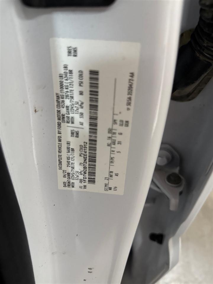 Ford F-250 SD XL Crew Cab 4WD 2022