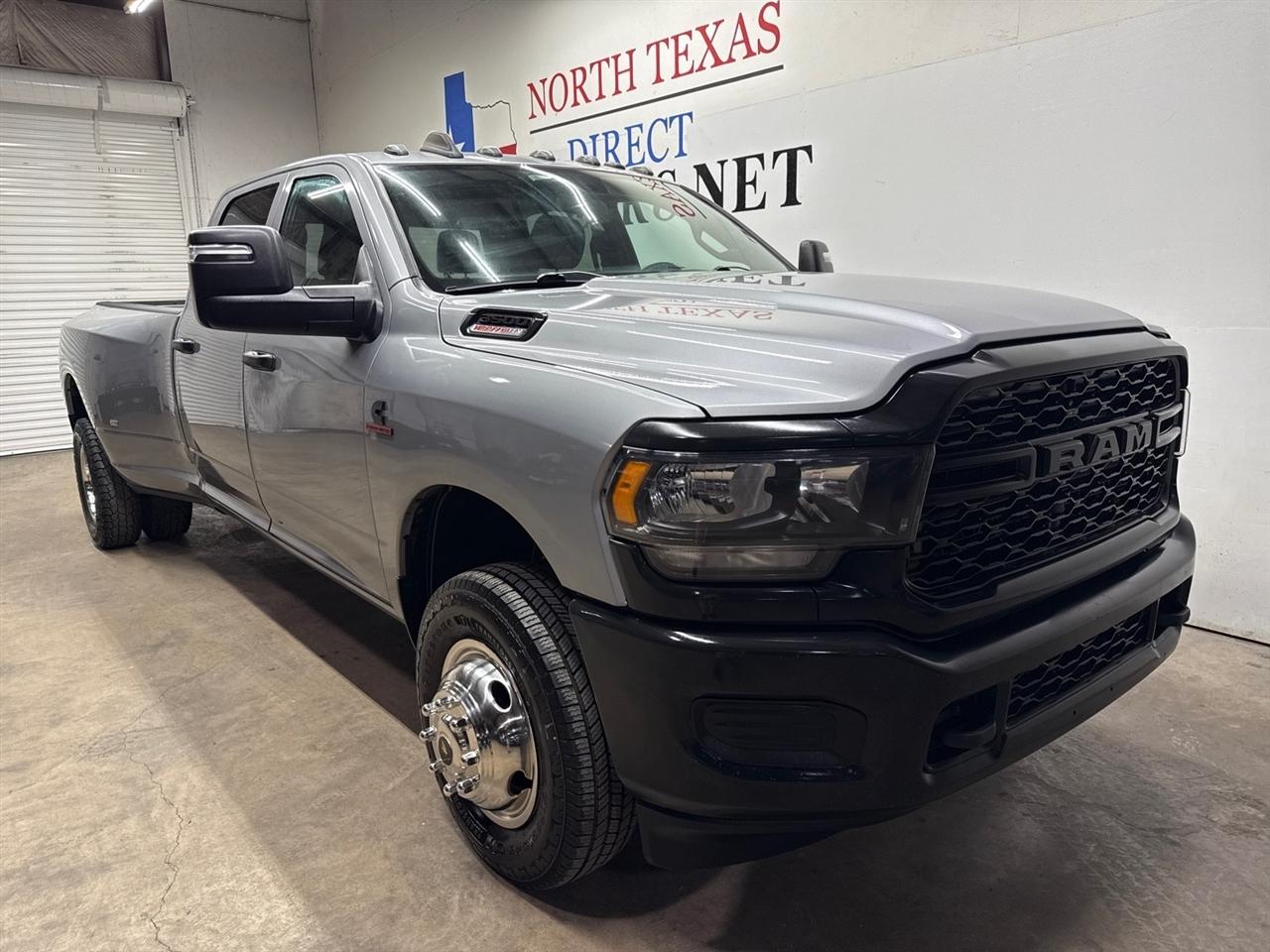 RAM 3500 Tradesman Crew Cab 4WD DRW 2024