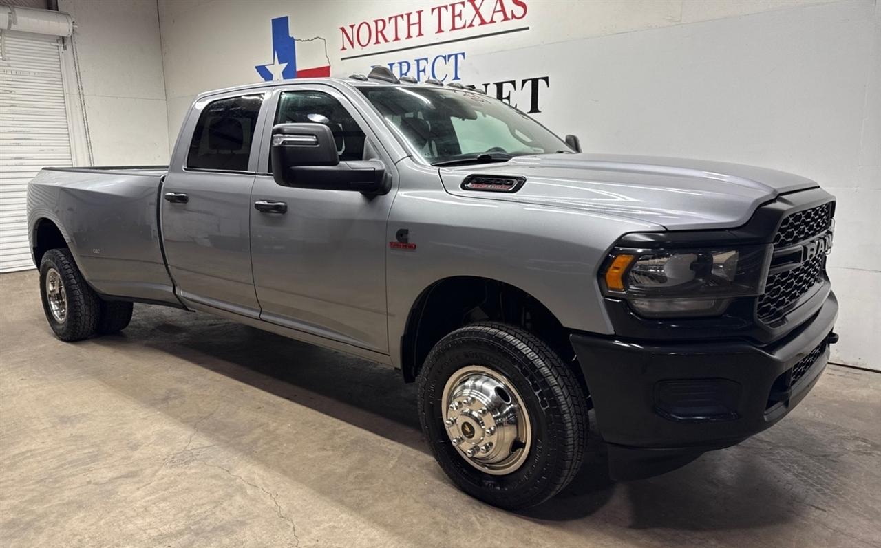 RAM 3500 Tradesman Crew Cab 4WD DRW 2024