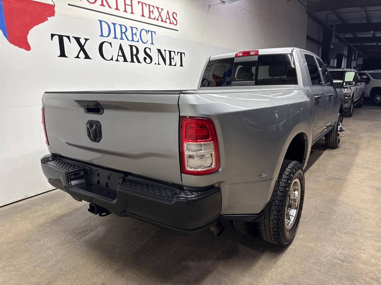 RAM 3500 Tradesman Crew Cab 4WD DRW 2024