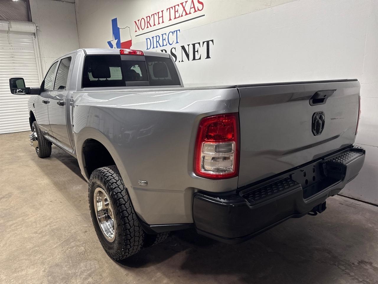 RAM 3500 Tradesman Crew Cab 4WD DRW 2024