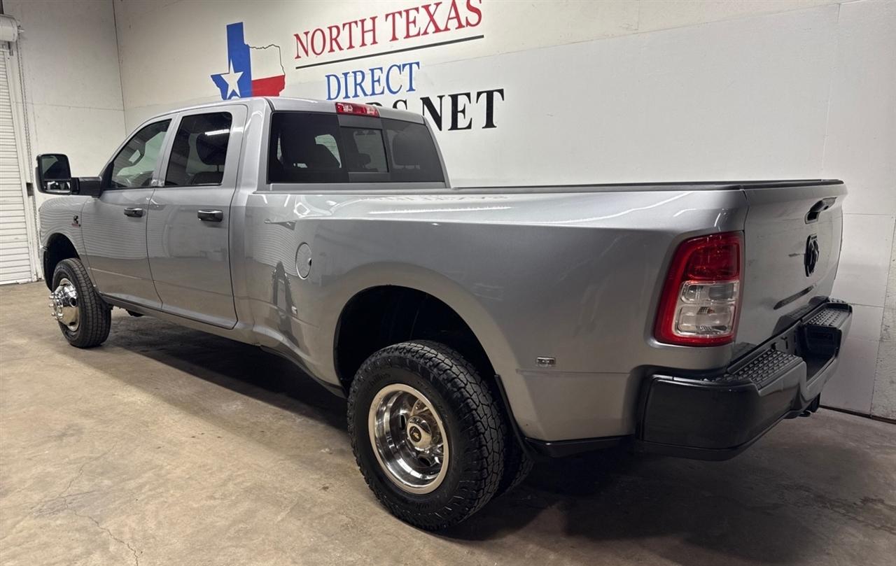 RAM 3500 Tradesman Crew Cab 4WD DRW 2024