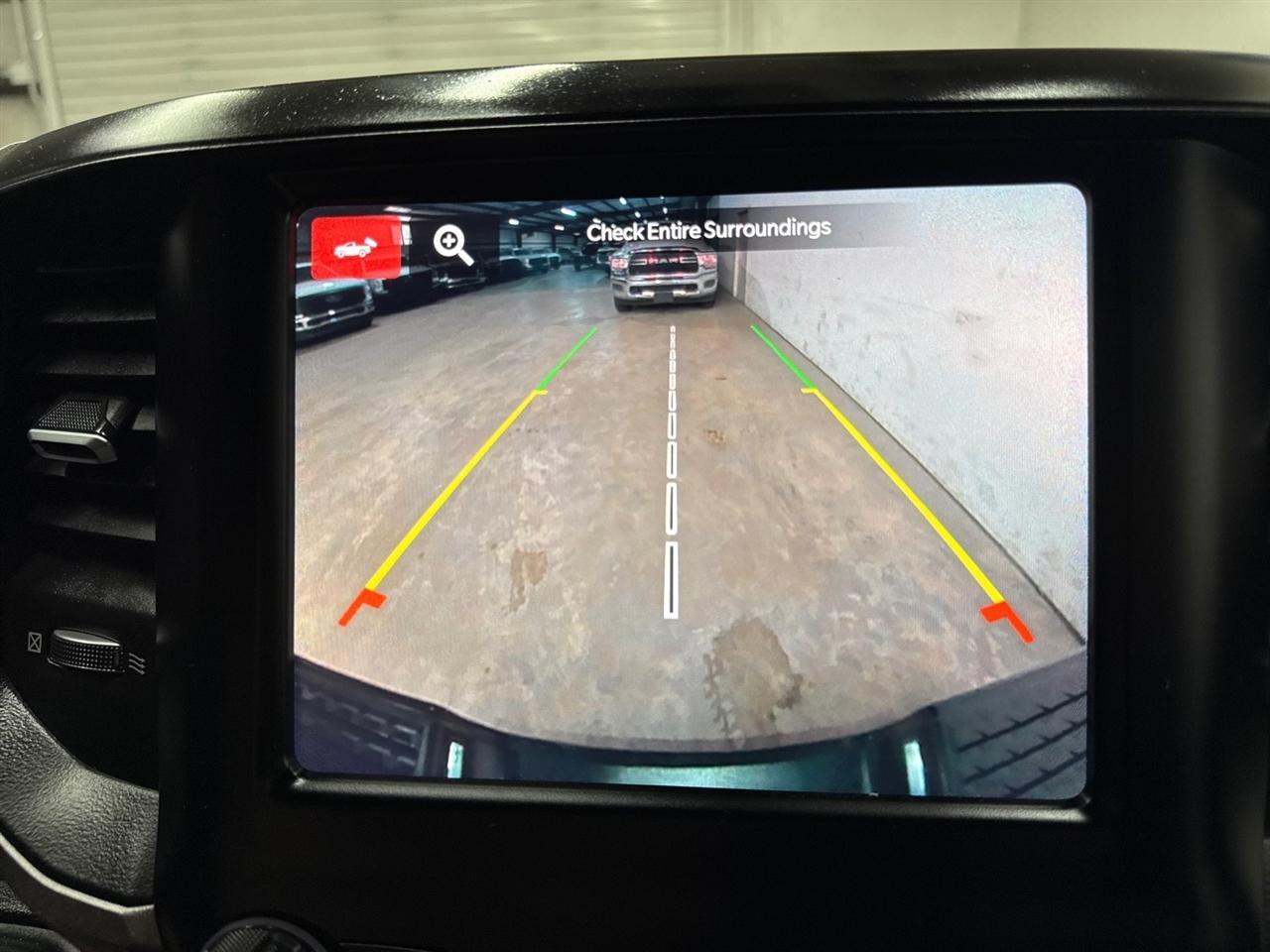 RAM 3500 Tradesman Crew Cab 4WD DRW 2024