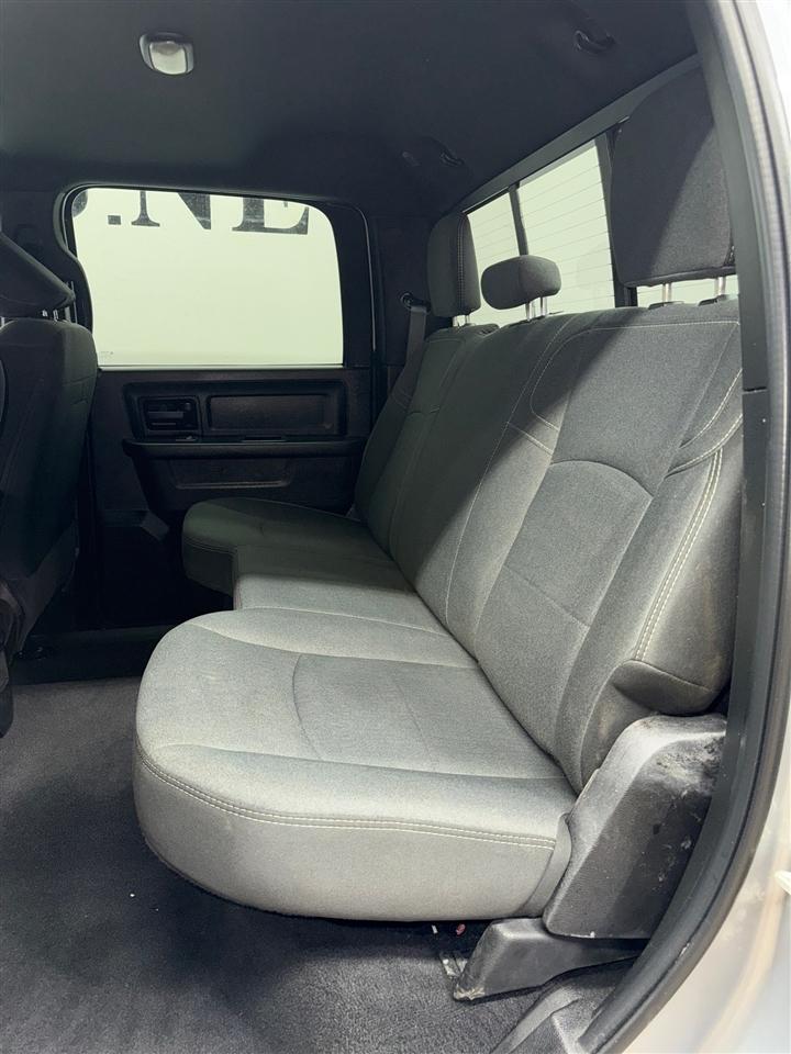 RAM 3500 Tradesman Crew Cab 4WD DRW 2024