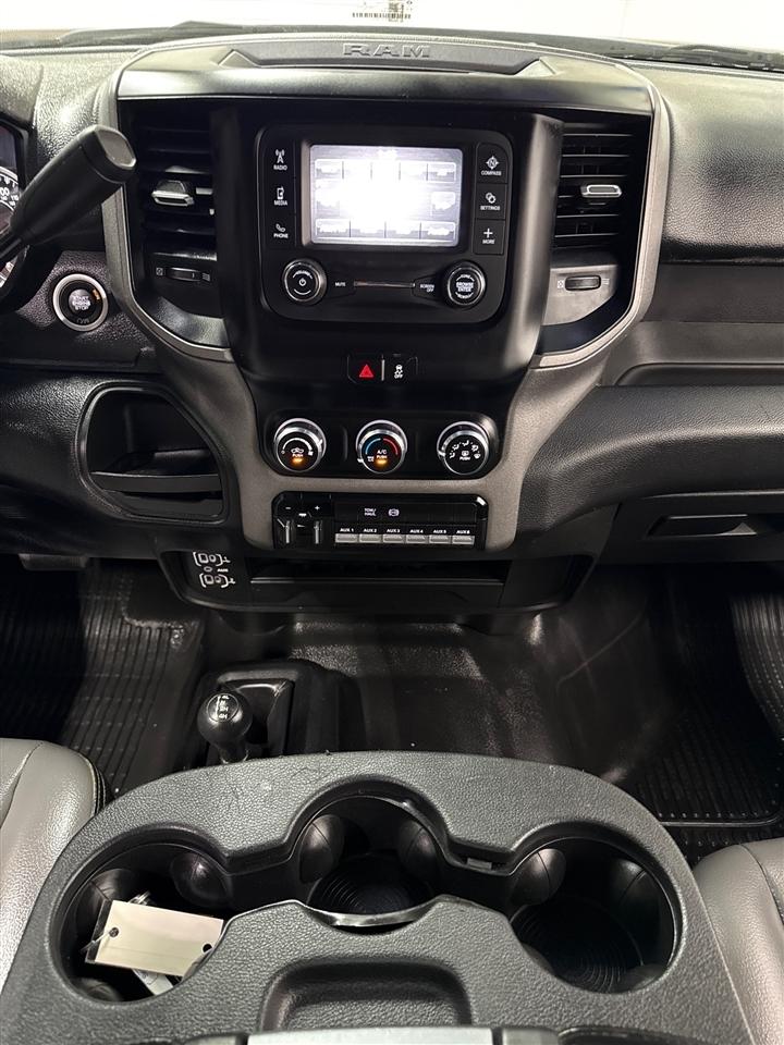 RAM 2500 Tradesman Crew Cab LWB 4WD 2023