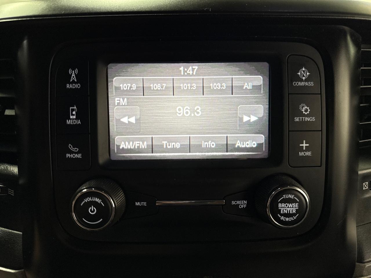 RAM 2500 Tradesman Crew Cab LWB 4WD 2023