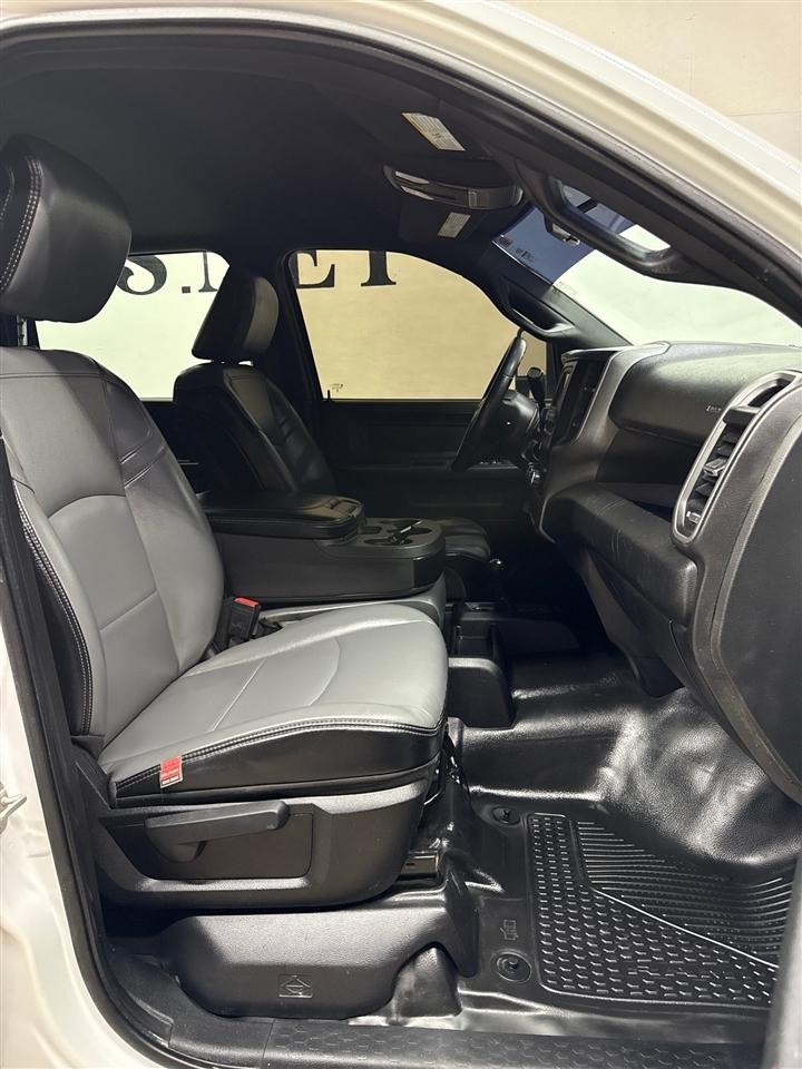 RAM 2500 Tradesman Crew Cab LWB 4WD 2023