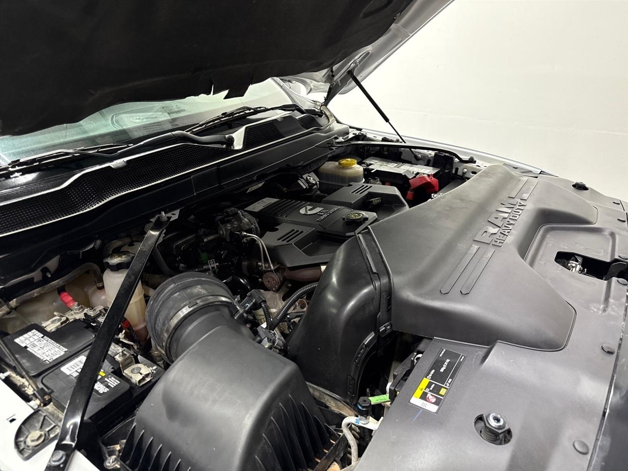 RAM 2500 Tradesman Crew Cab LWB 4WD 2023