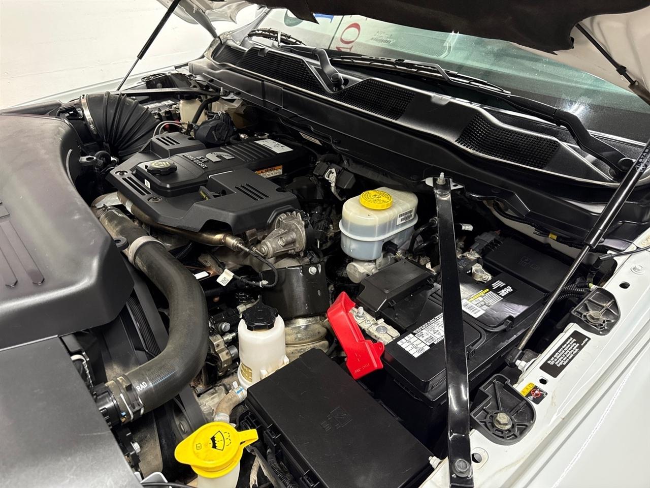 RAM 2500 Tradesman Crew Cab LWB 4WD 2023