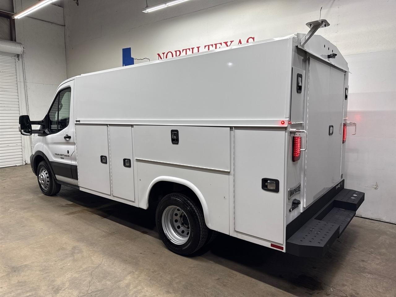 Ford Transit T-350 HD DRW 2023