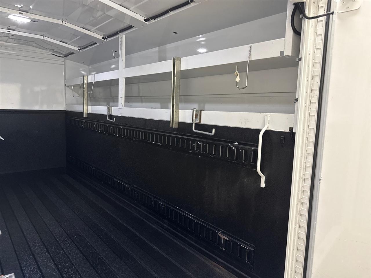 Ford Transit T-350 HD DRW 2023