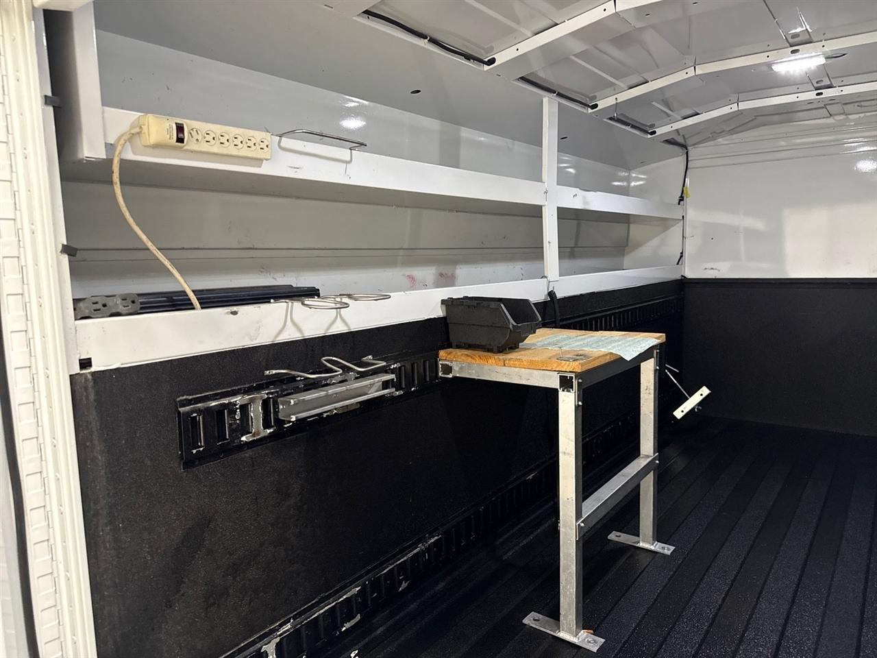 Ford Transit T-350 HD DRW 2023