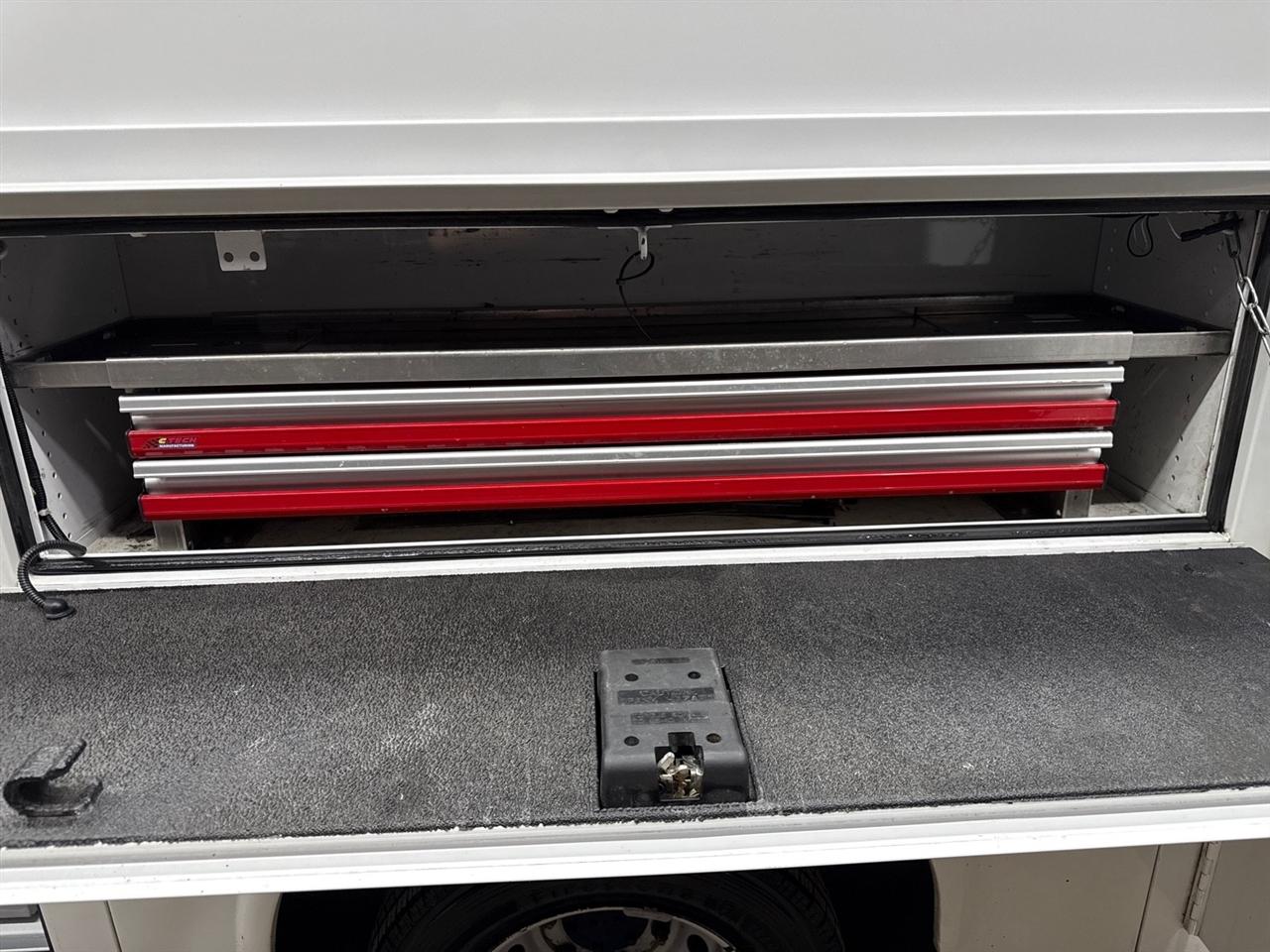 Ford Transit T-350 HD DRW 2023