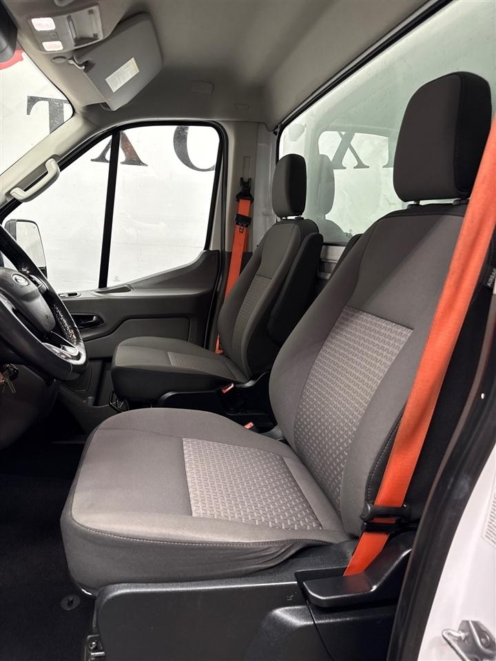 Ford Transit T-350 HD DRW 2023