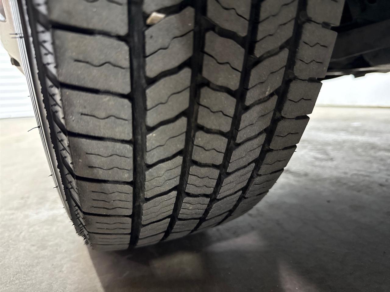 Ford Transit T-350 HD DRW 2023