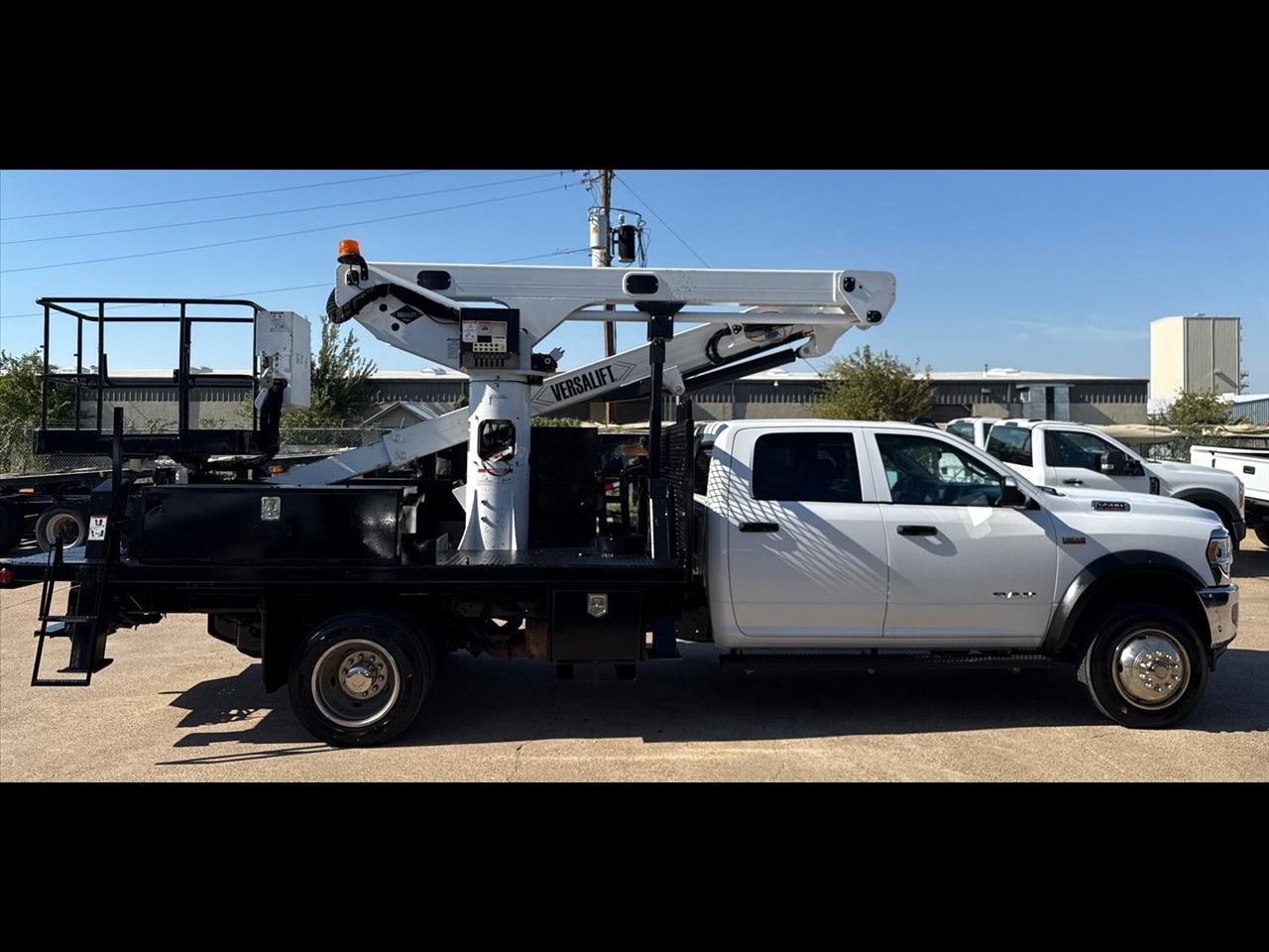 RAM 5500 Crew Cab LWB 4WD DRW 2019