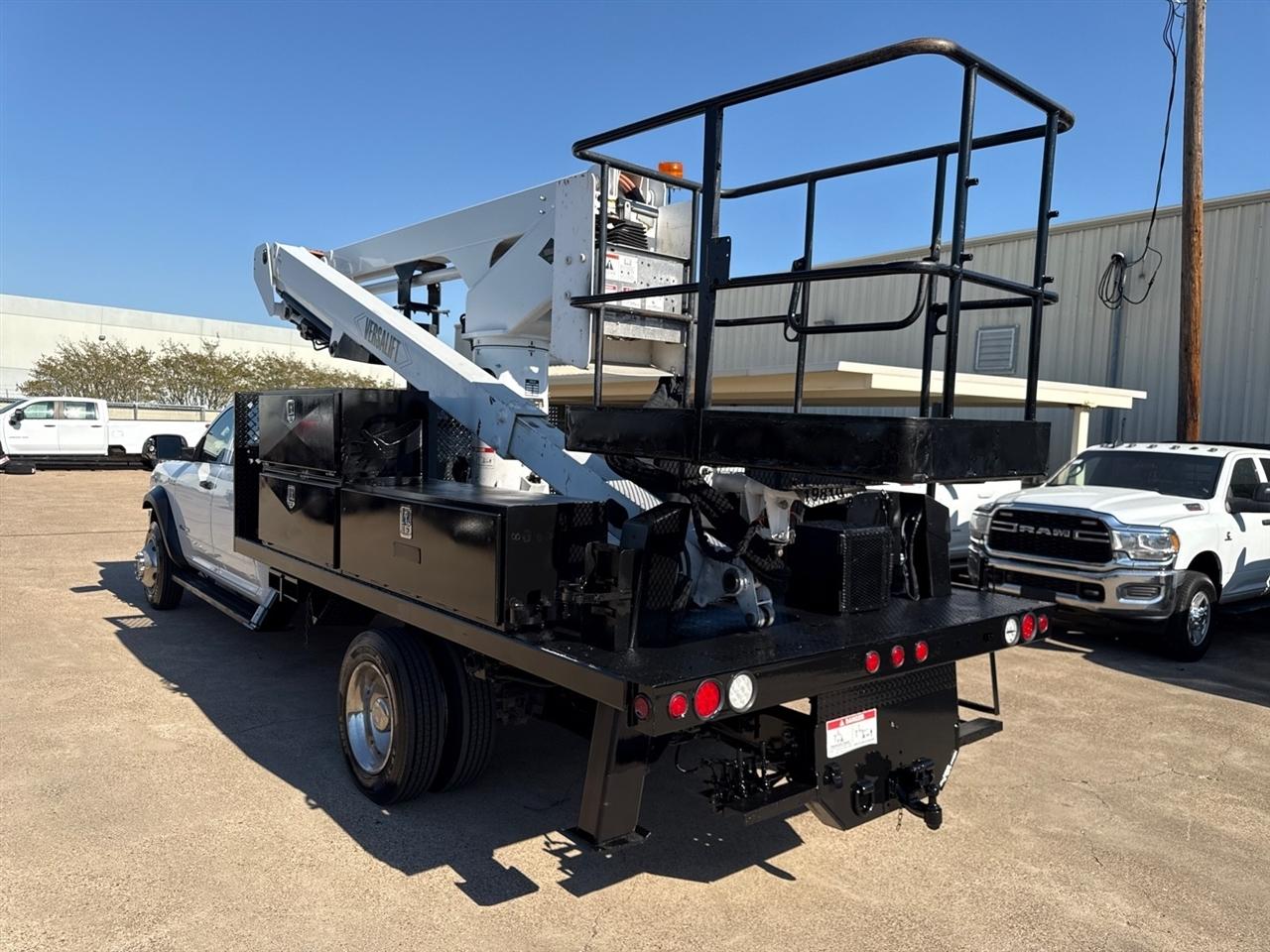 RAM 5500 Crew Cab LWB 4WD DRW 2019