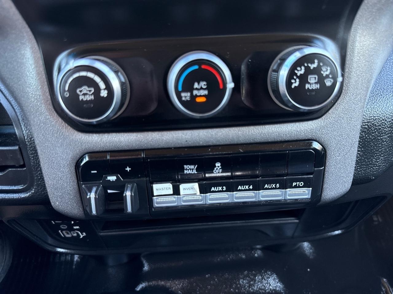 RAM 5500 Crew Cab LWB 4WD DRW 2019