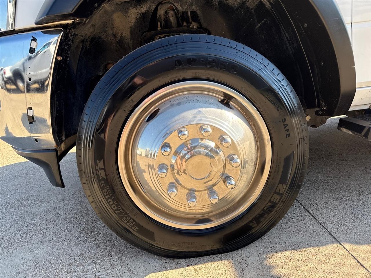 RAM 5500 Crew Cab LWB 4WD DRW 2019