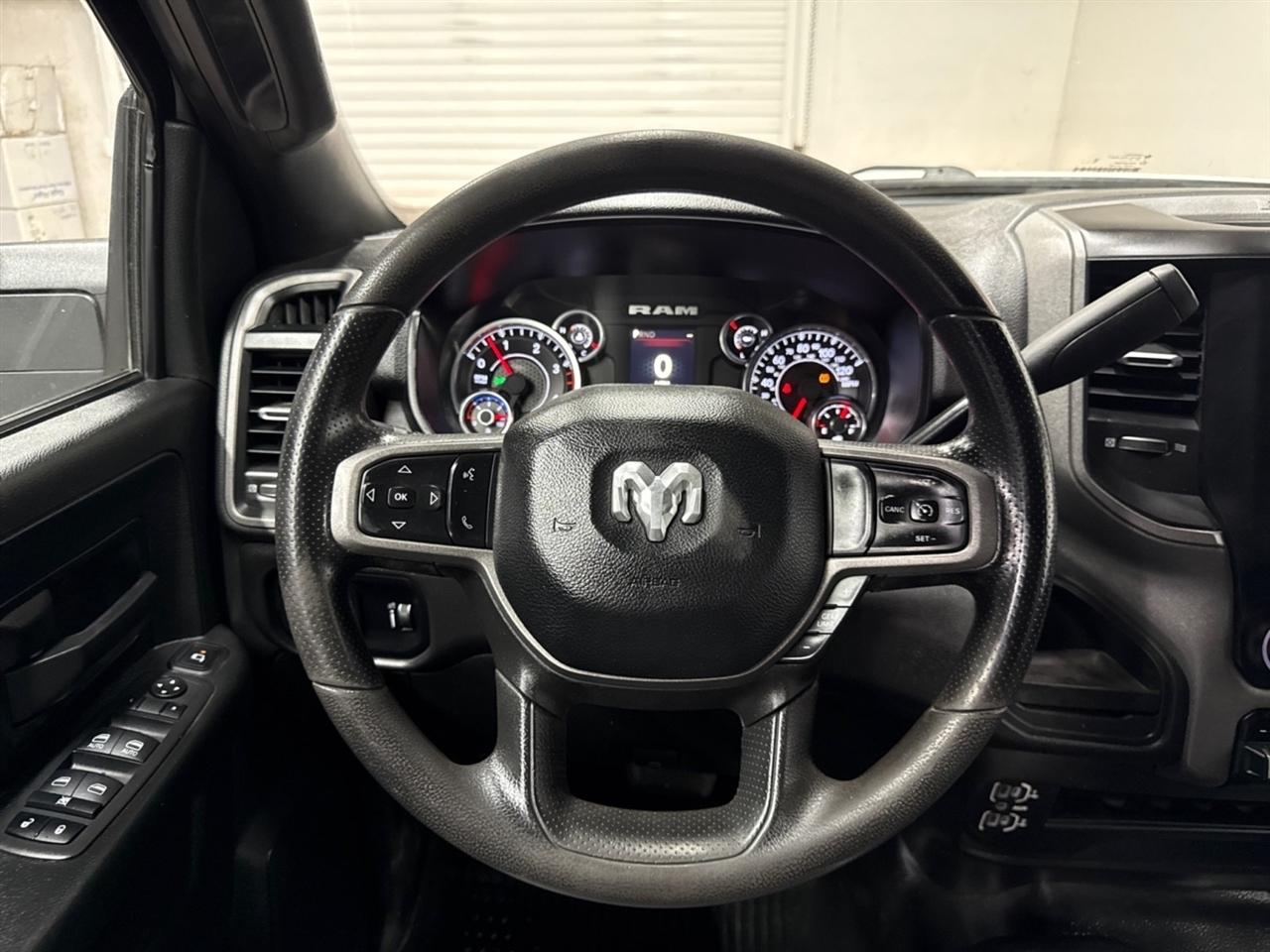 RAM 2500 Tradesman Crew Cab LWB 4WD 2024