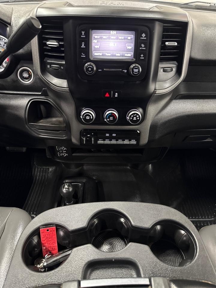RAM 2500 Tradesman Crew Cab LWB 4WD 2024