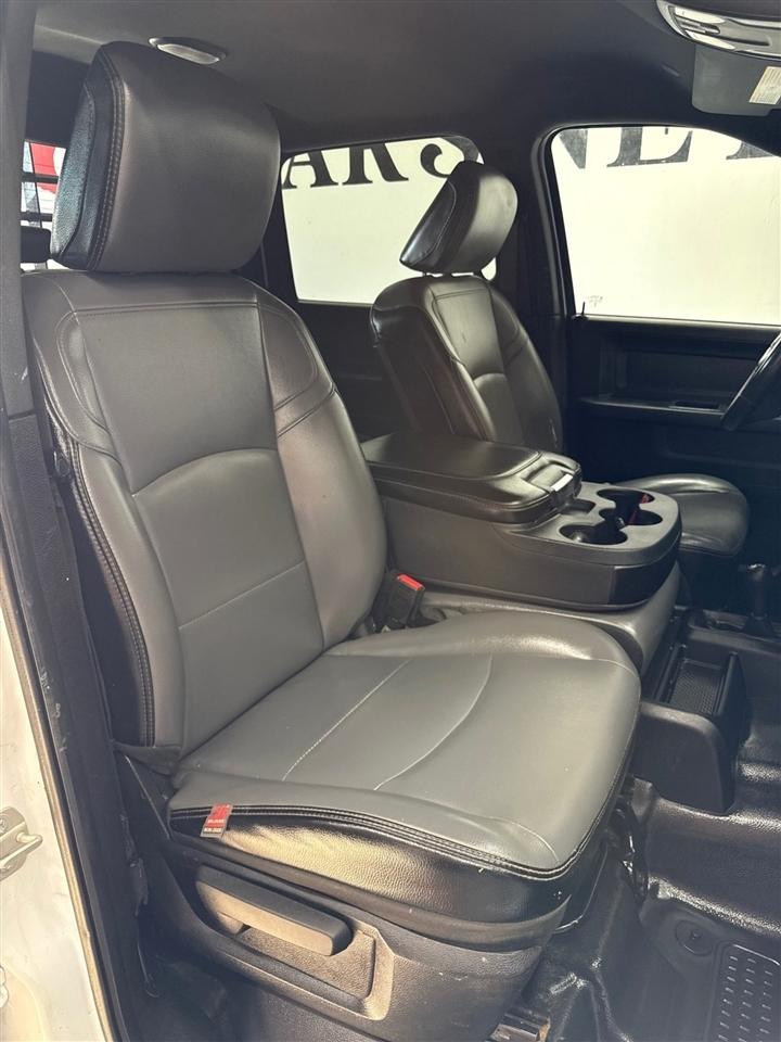 RAM 2500 Tradesman Crew Cab LWB 4WD 2024