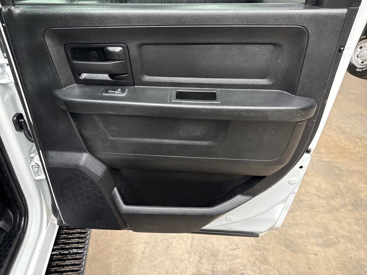 RAM 2500 Tradesman Crew Cab LWB 4WD 2024