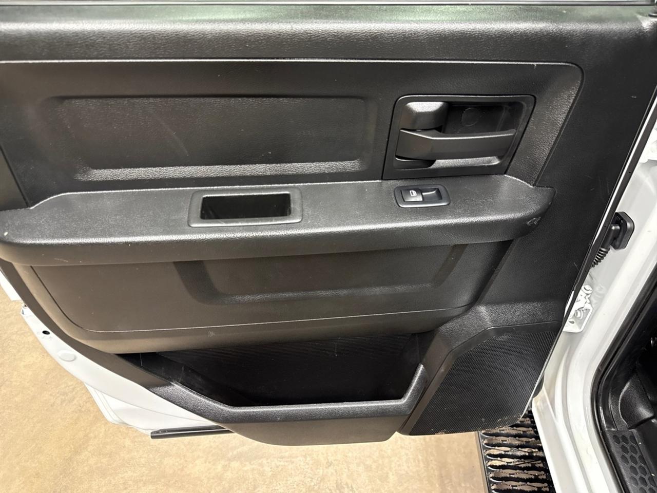 RAM 2500 Tradesman Crew Cab LWB 4WD 2024